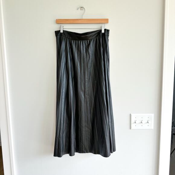Zara Pleated Midi Skirt Black L NWT - Picture 1 of 9